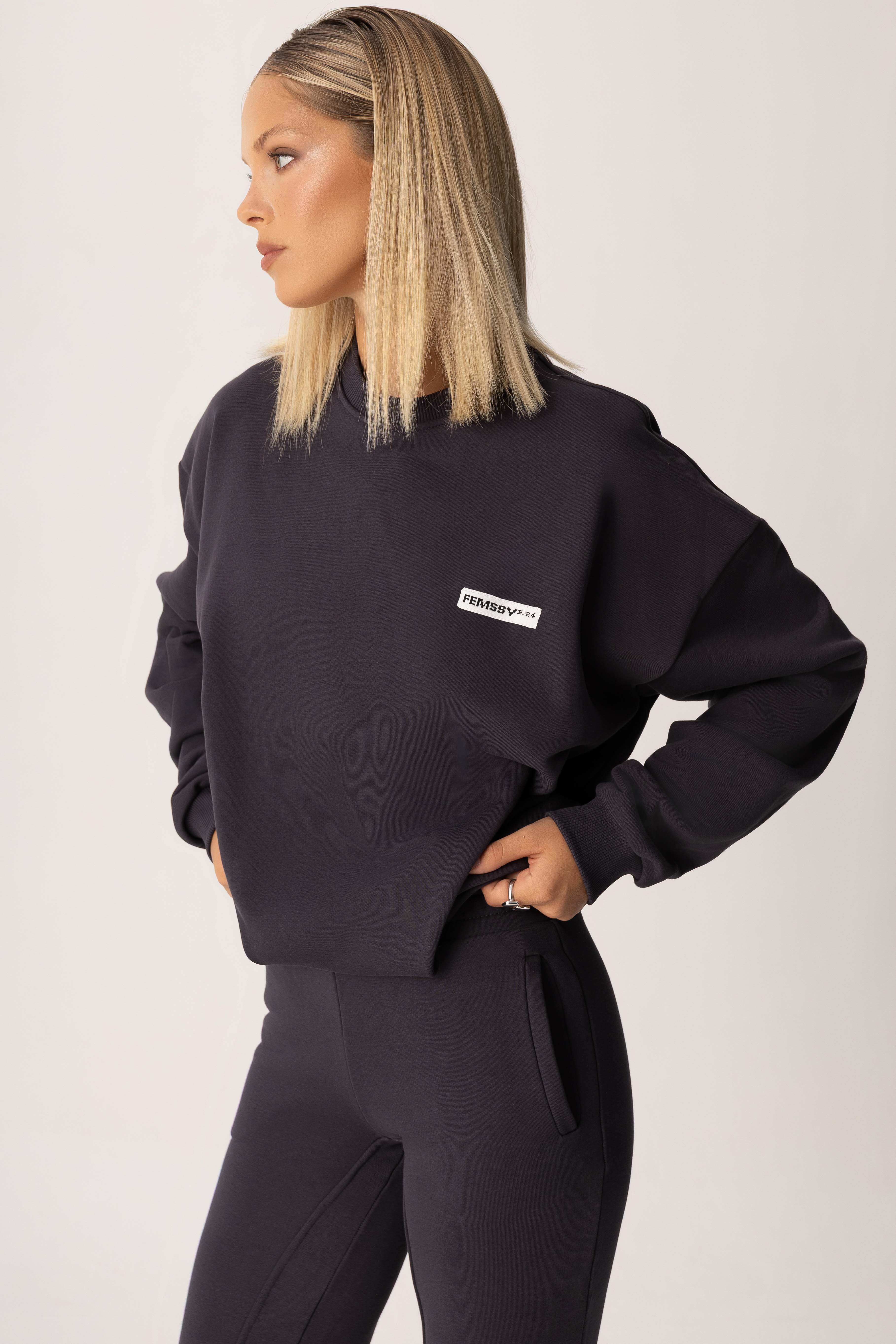 TAYA CREWNECK GRAPHITE