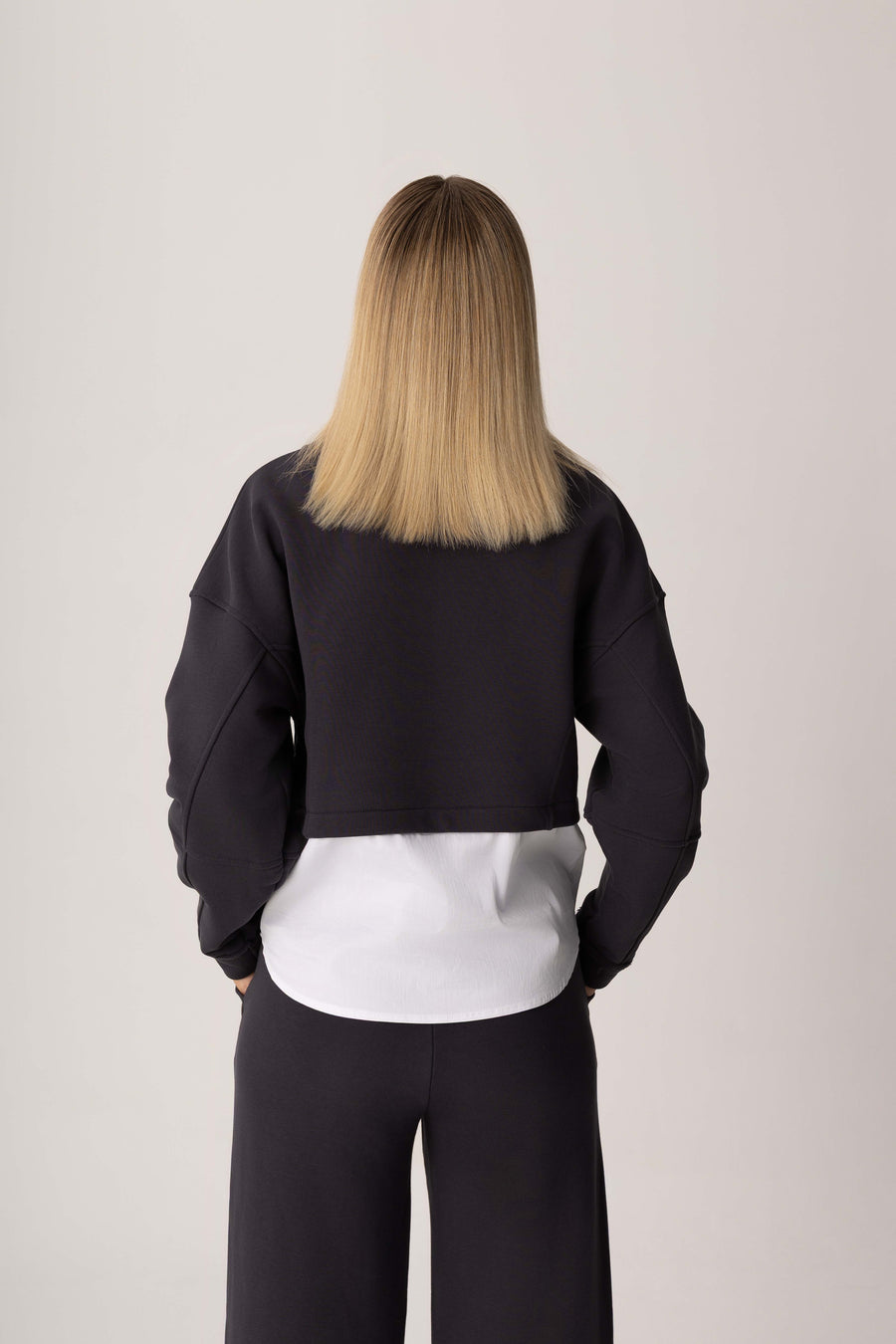 LAYA SWEATSHIRT GRAPHITE