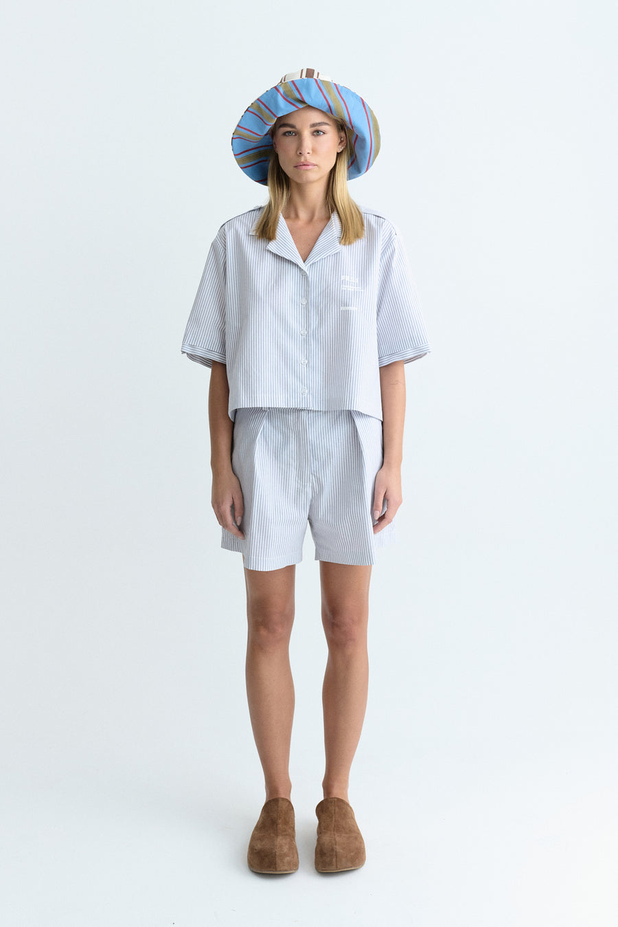 ARIA STRIPE SHORTS GREY