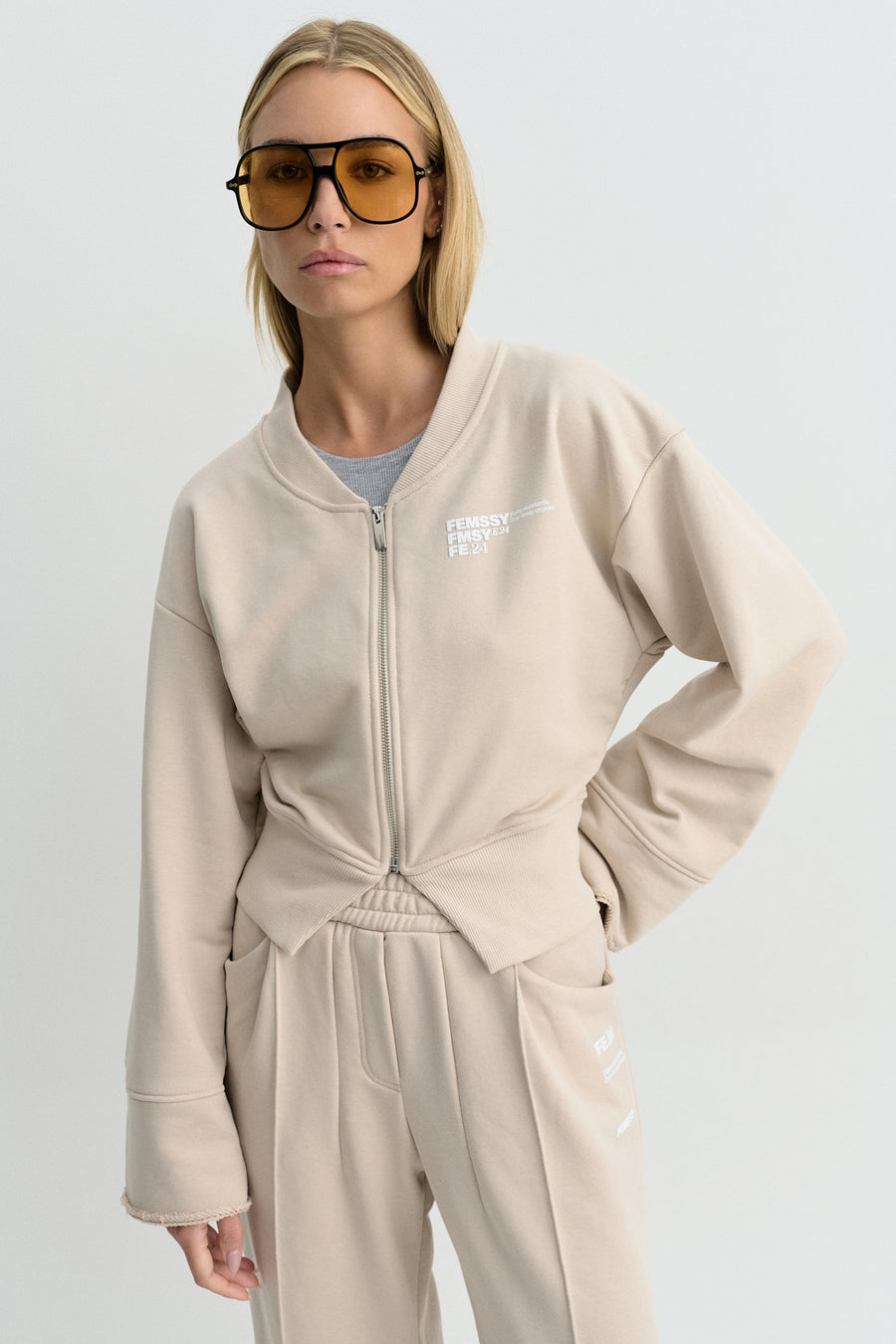 SCULP ZIP UP SWEATSHIRT BEIGE