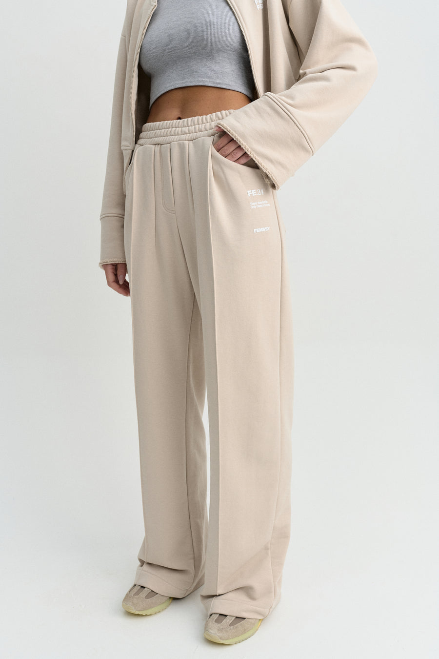 FLOW SWEATPANTS BEIGE
