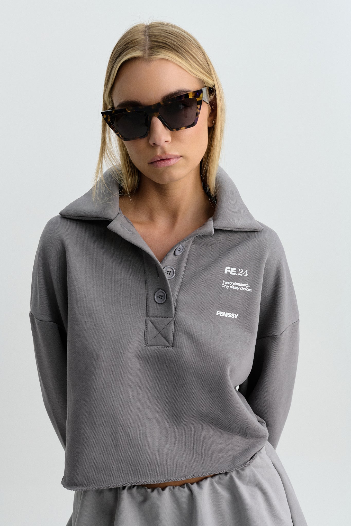 COLLAR SWEATSHIRT GREY