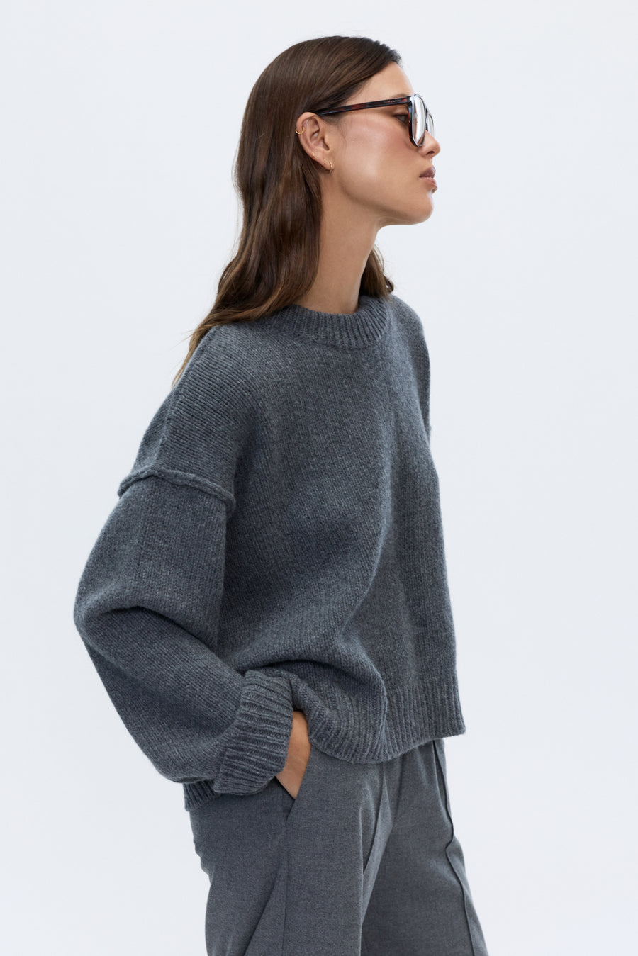 Emma crewneck sweater grey
